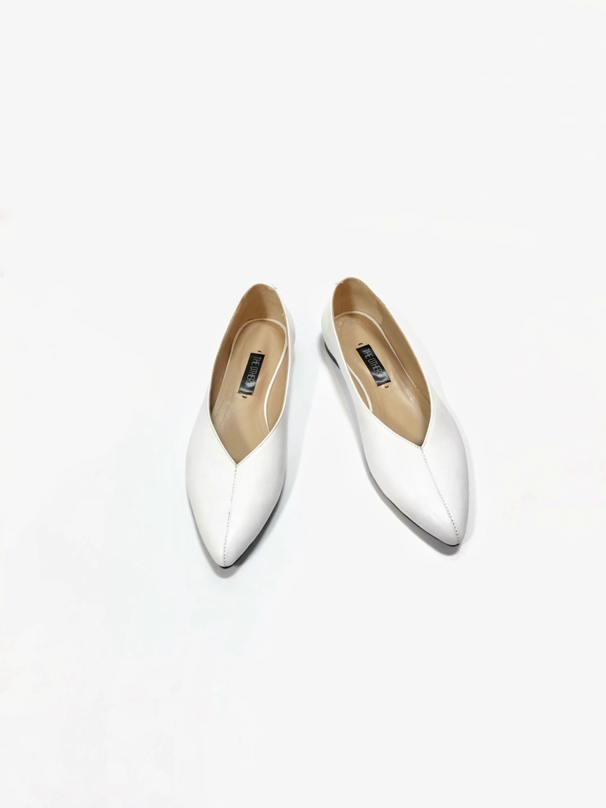 Leather white ballet flats