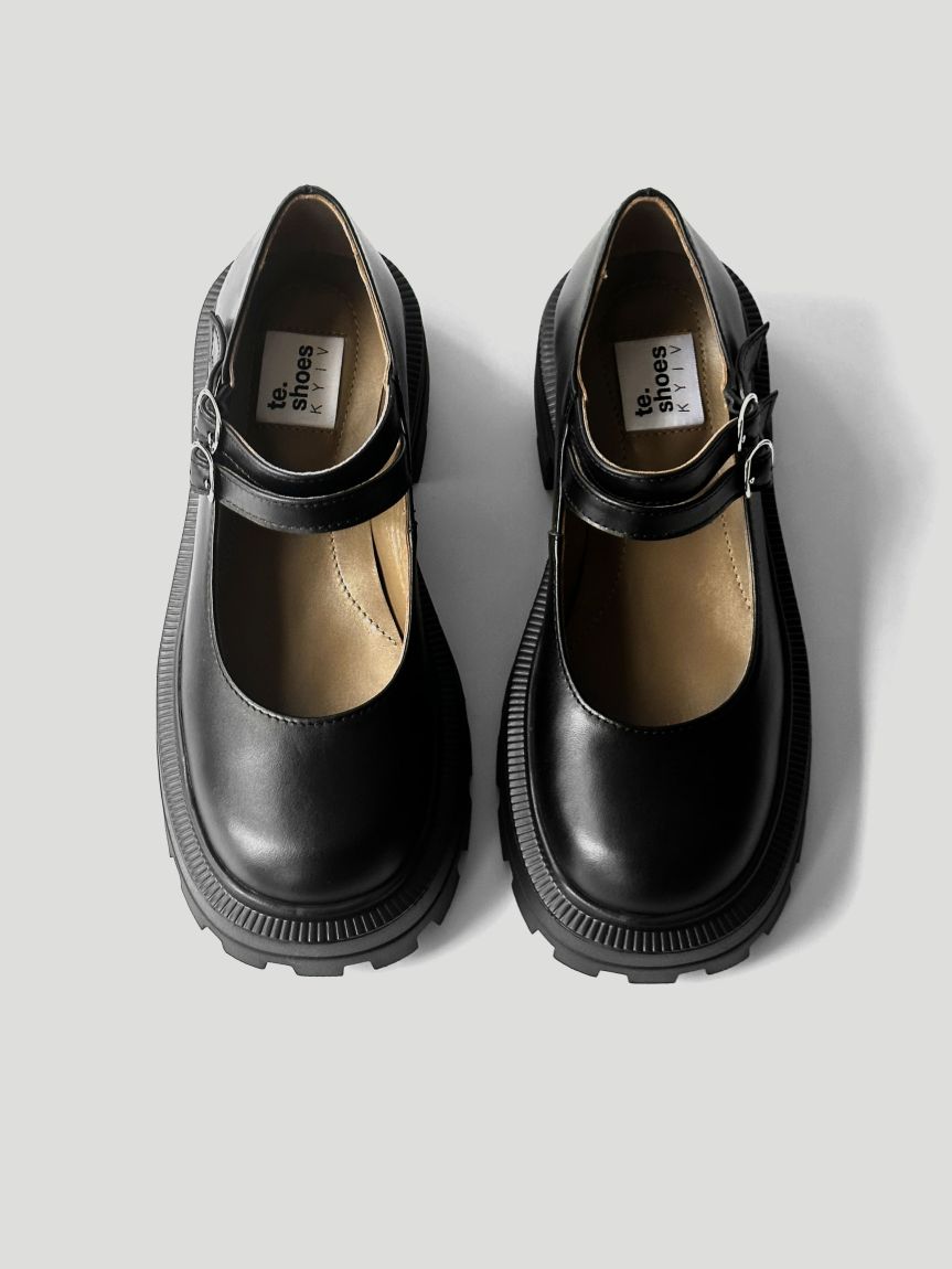 Black shoes Javelin
