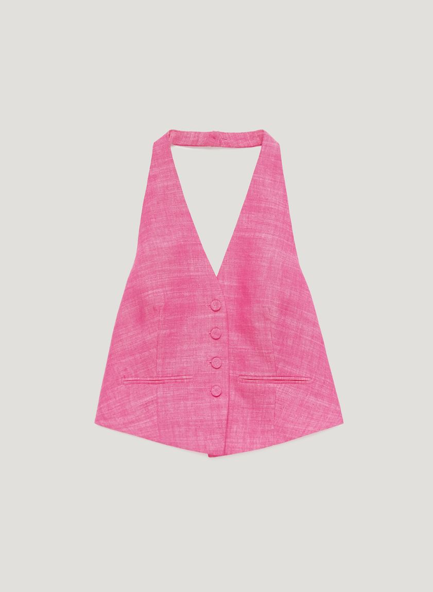 Fuchsia vest with an open back 