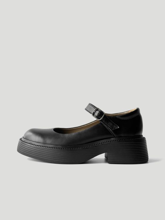 Чорні туфлі Mriya