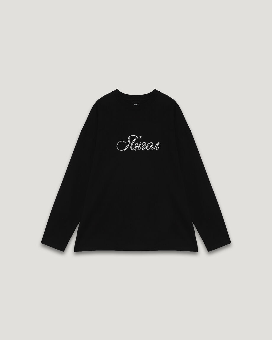 Dense oversized black longsleeve “Yangol”