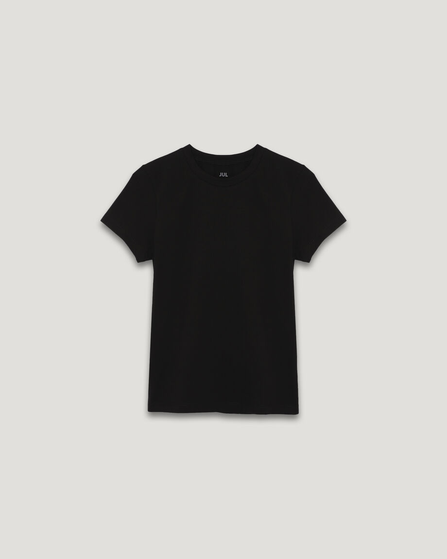 Футболка чорна slim fit