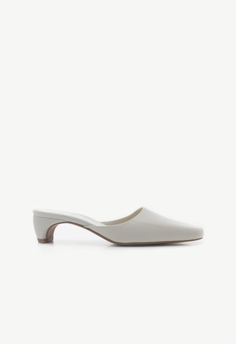 White mules on heels