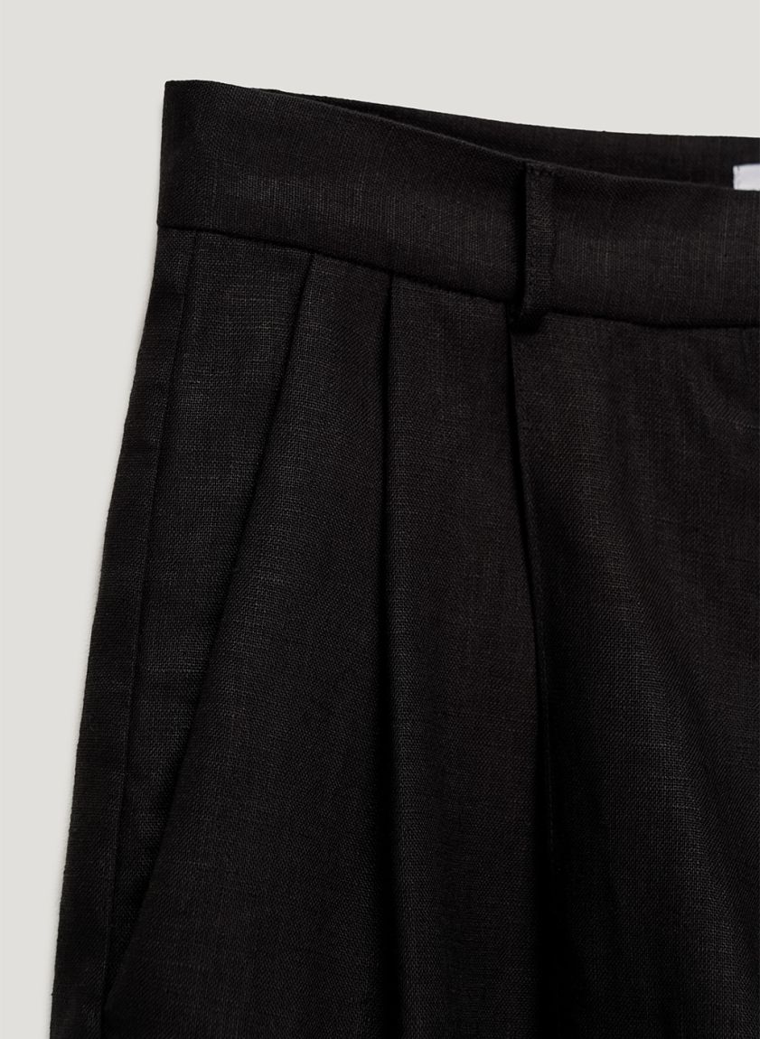 Black linen bermuda shorts