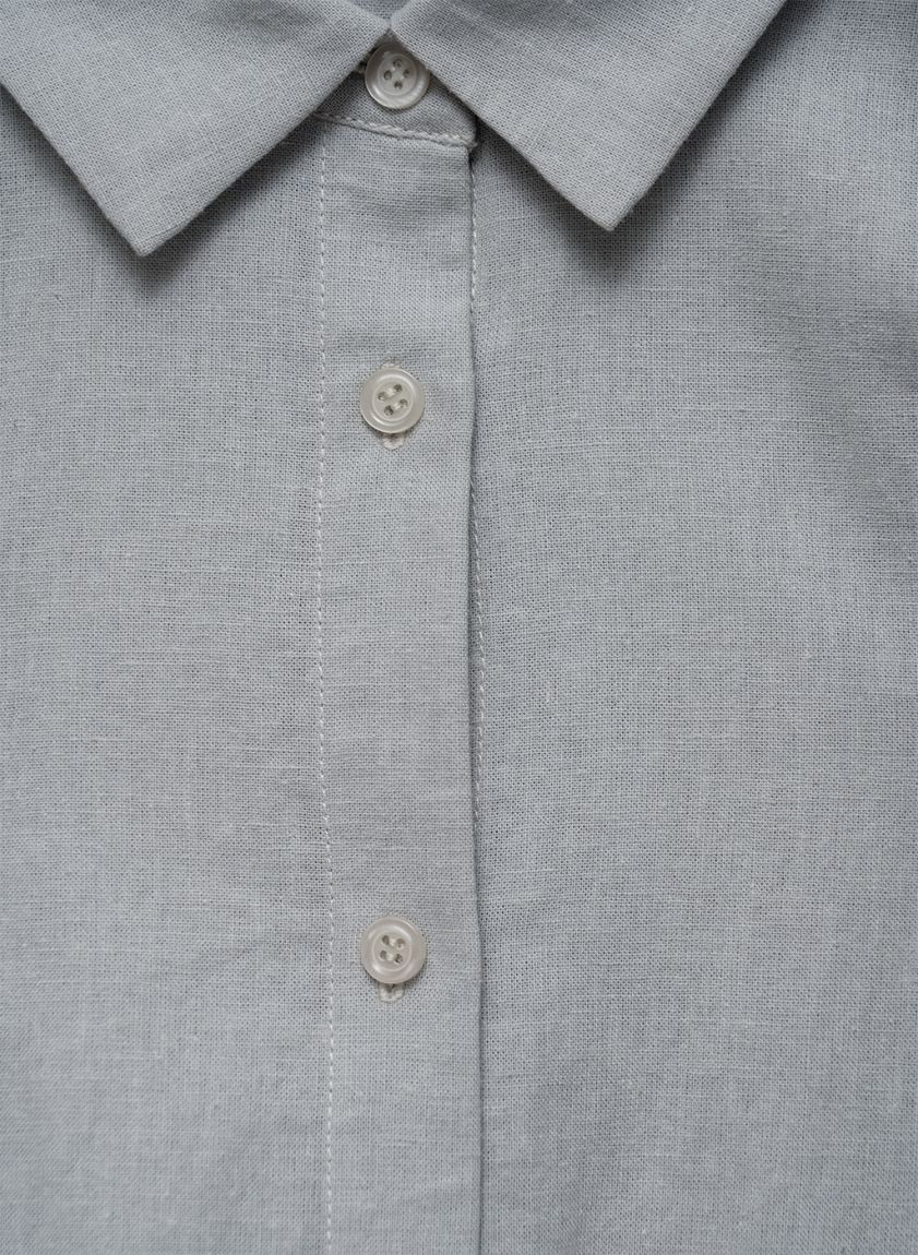 Gray-blue shirt with short sleeves