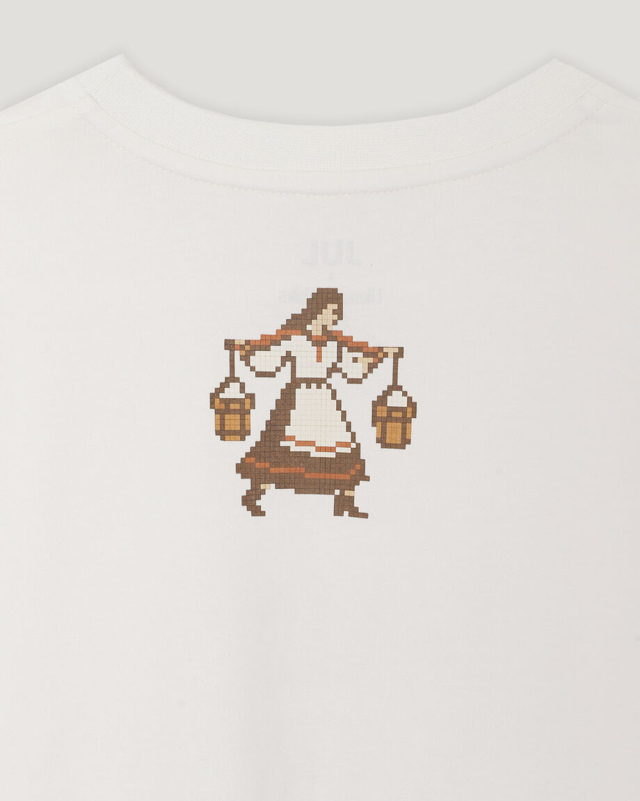 Молочна  футболка unisex "Halya Carries Water"