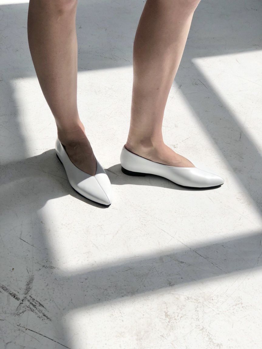 Leather white ballet flats