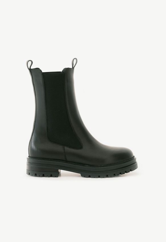 Black chelsea boots high