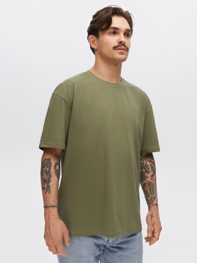 Men's khaki basic T-shirt
