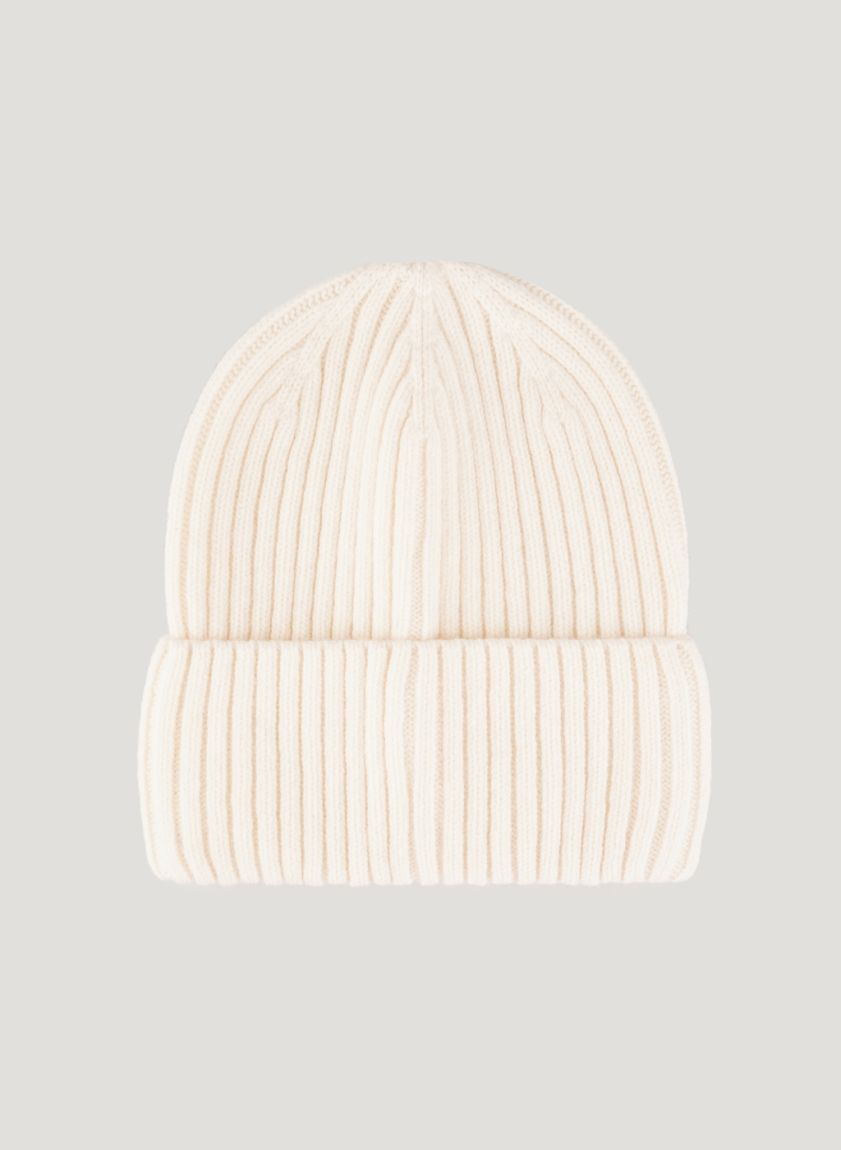 Milk knitted beanie