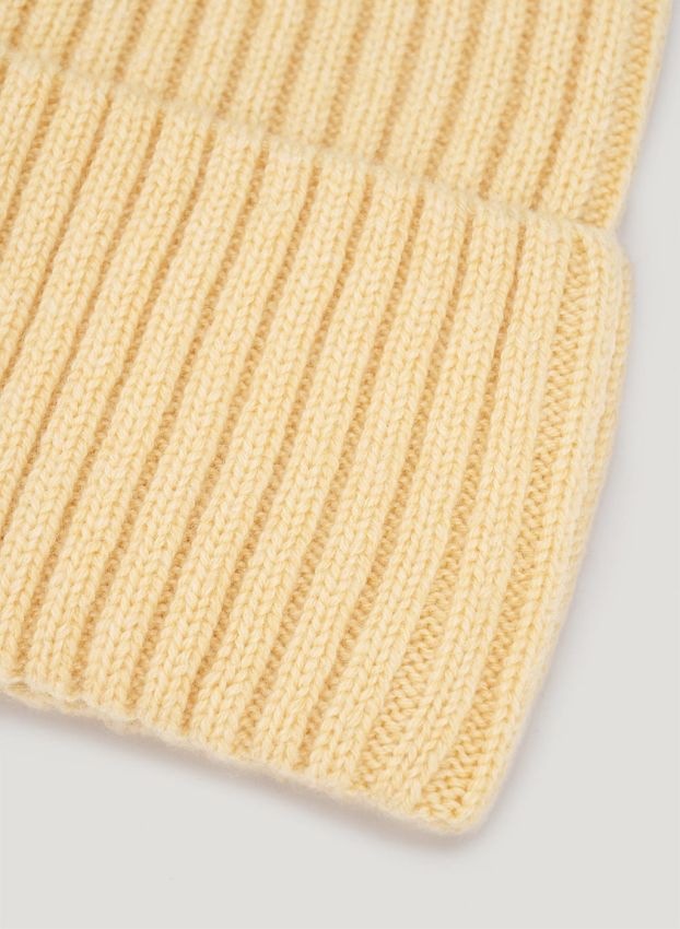 Yellow beanie hat 30% cashmere