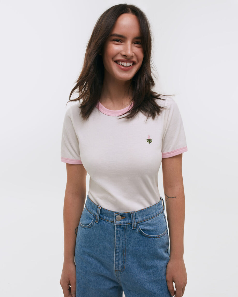 White T-shirt with embroidered chestnut on chest