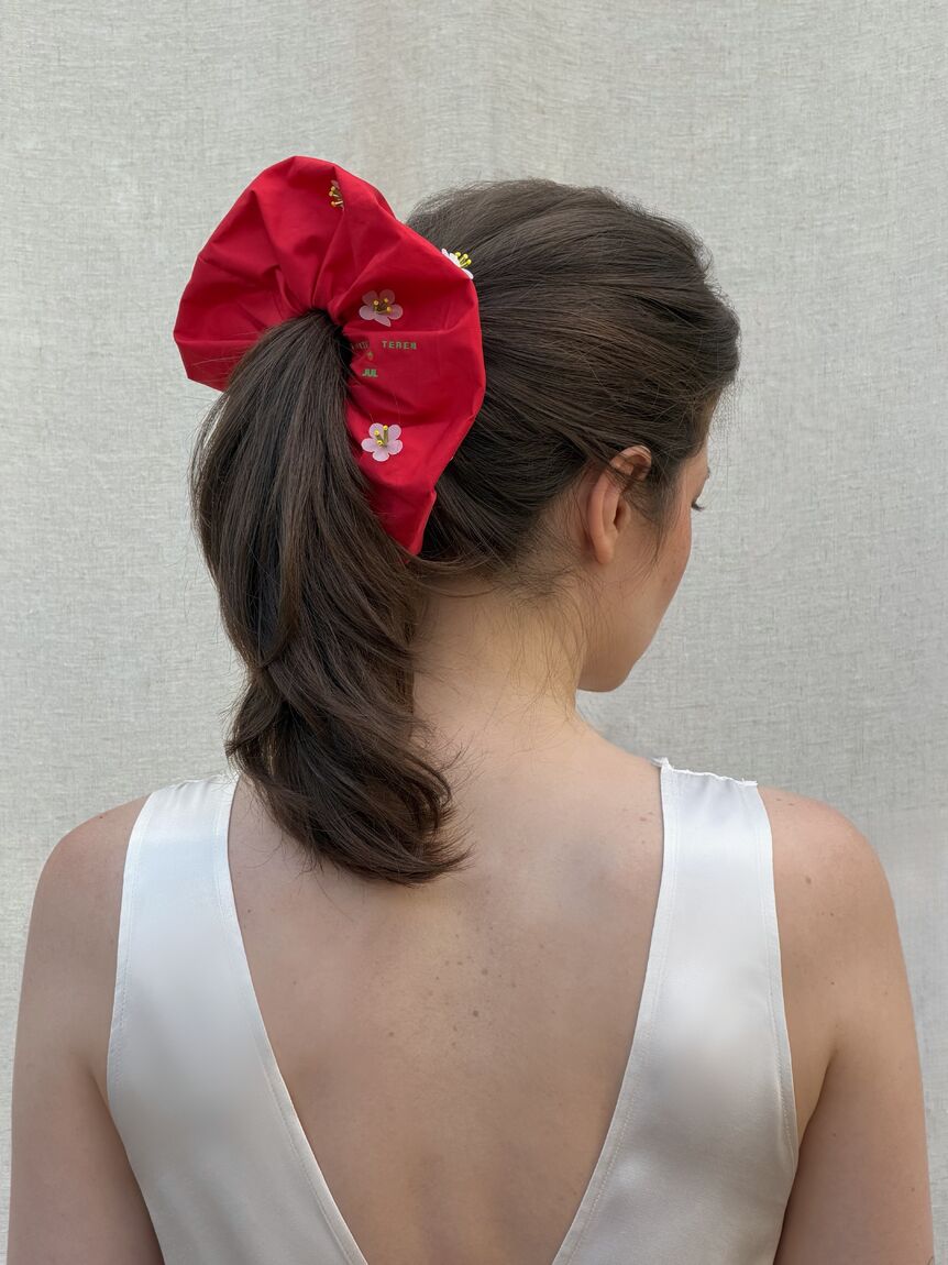 COMPOTE scrunchie
