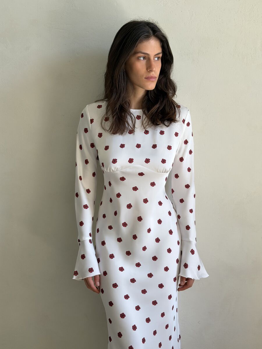 Milk dress with long sleeves "Red Ruta"