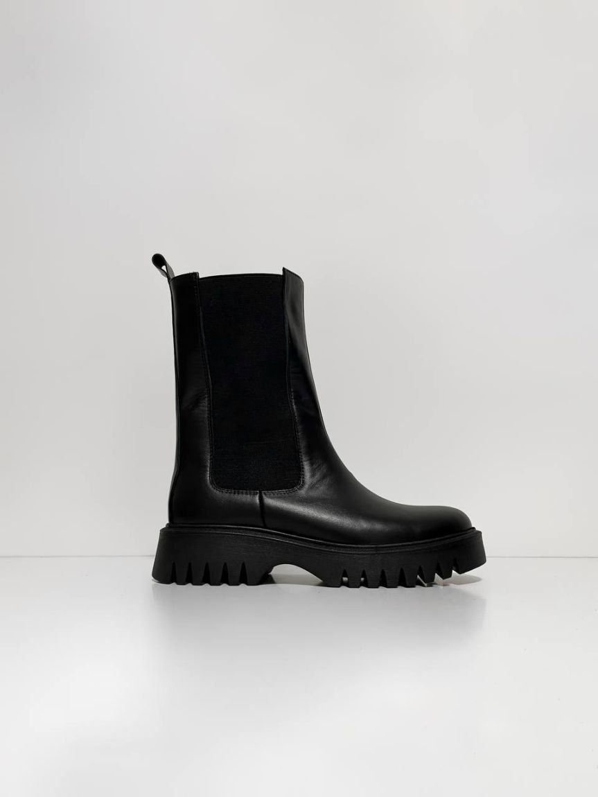 Leather high chelsea boots Riley