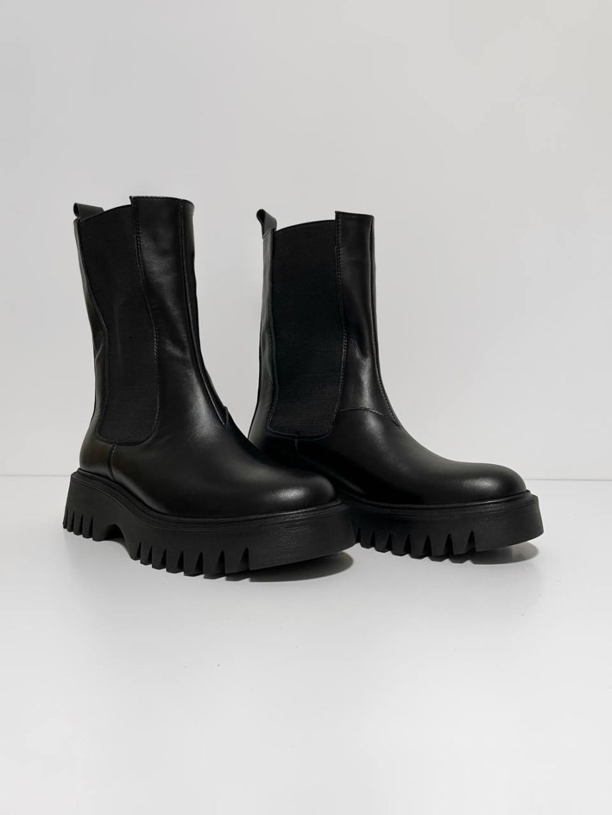 Leather high chelsea boots Riley