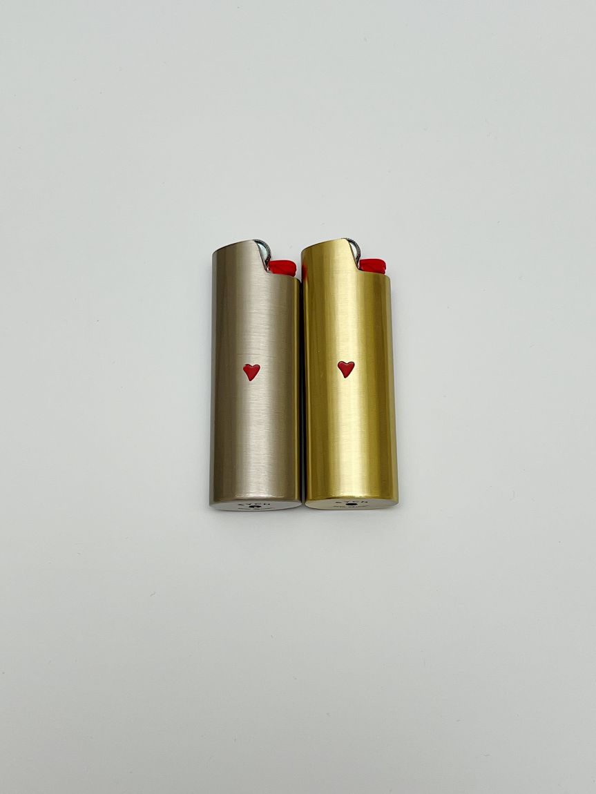 Golden lighter case Heart 