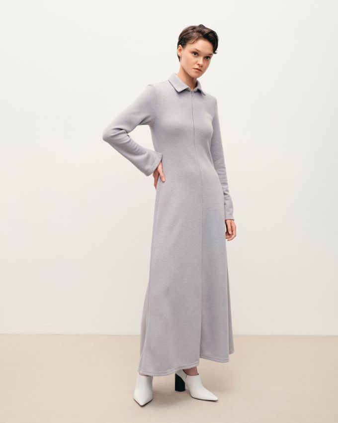 Knitted light gray maxi dress