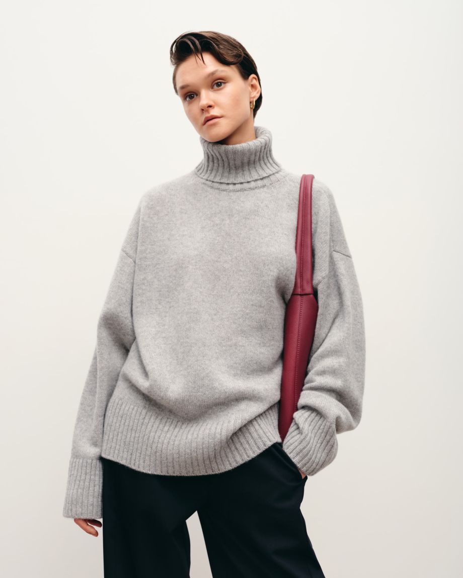 Light gray oversized sweater 100% cashmere