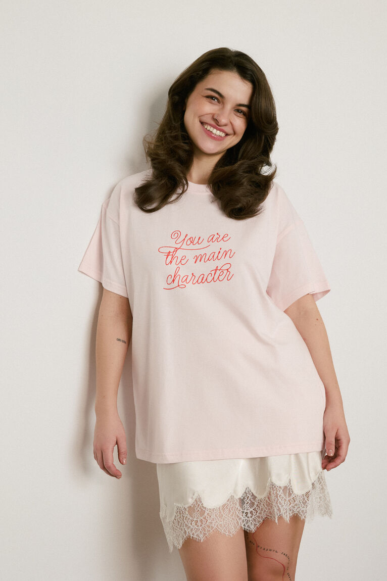 Футболка рожева oversize "You are the main character"