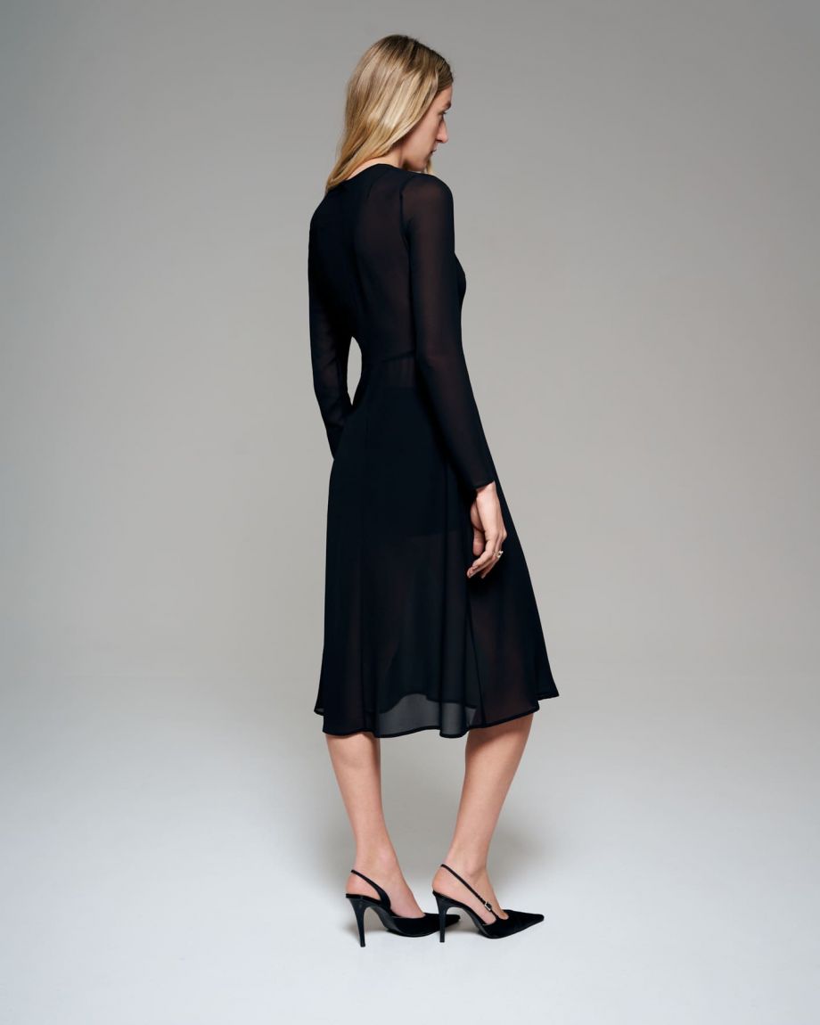 Чорна напівпрозора сукня з шортами