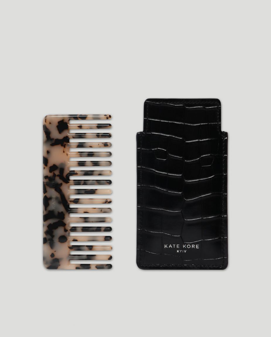 Ivory hair comb with a black Croco case