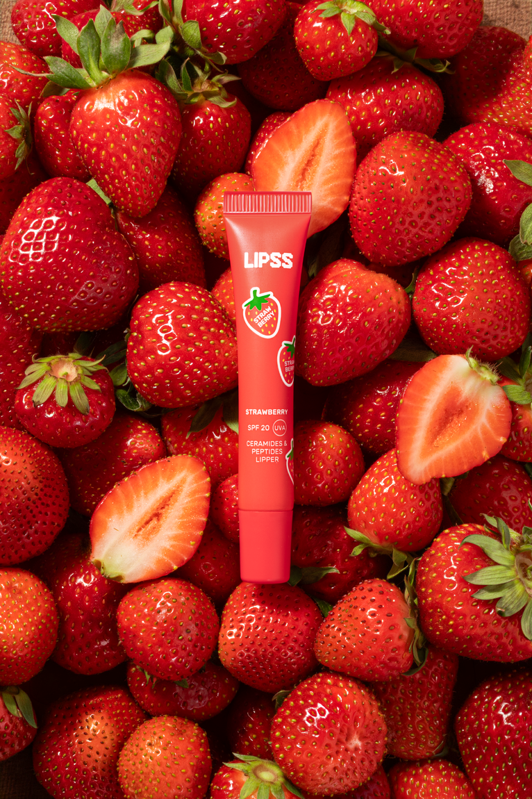 Lipper Strawberry Lip Gloss SPF 20