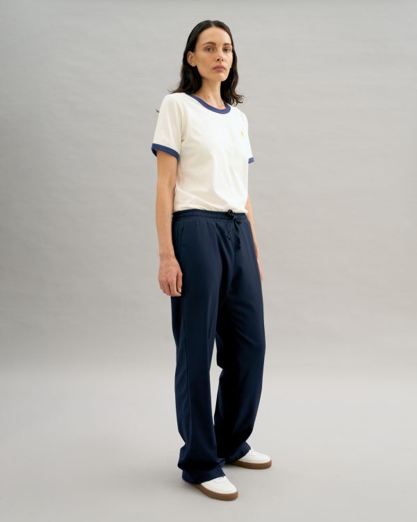 Dark blue pants with an elastic band