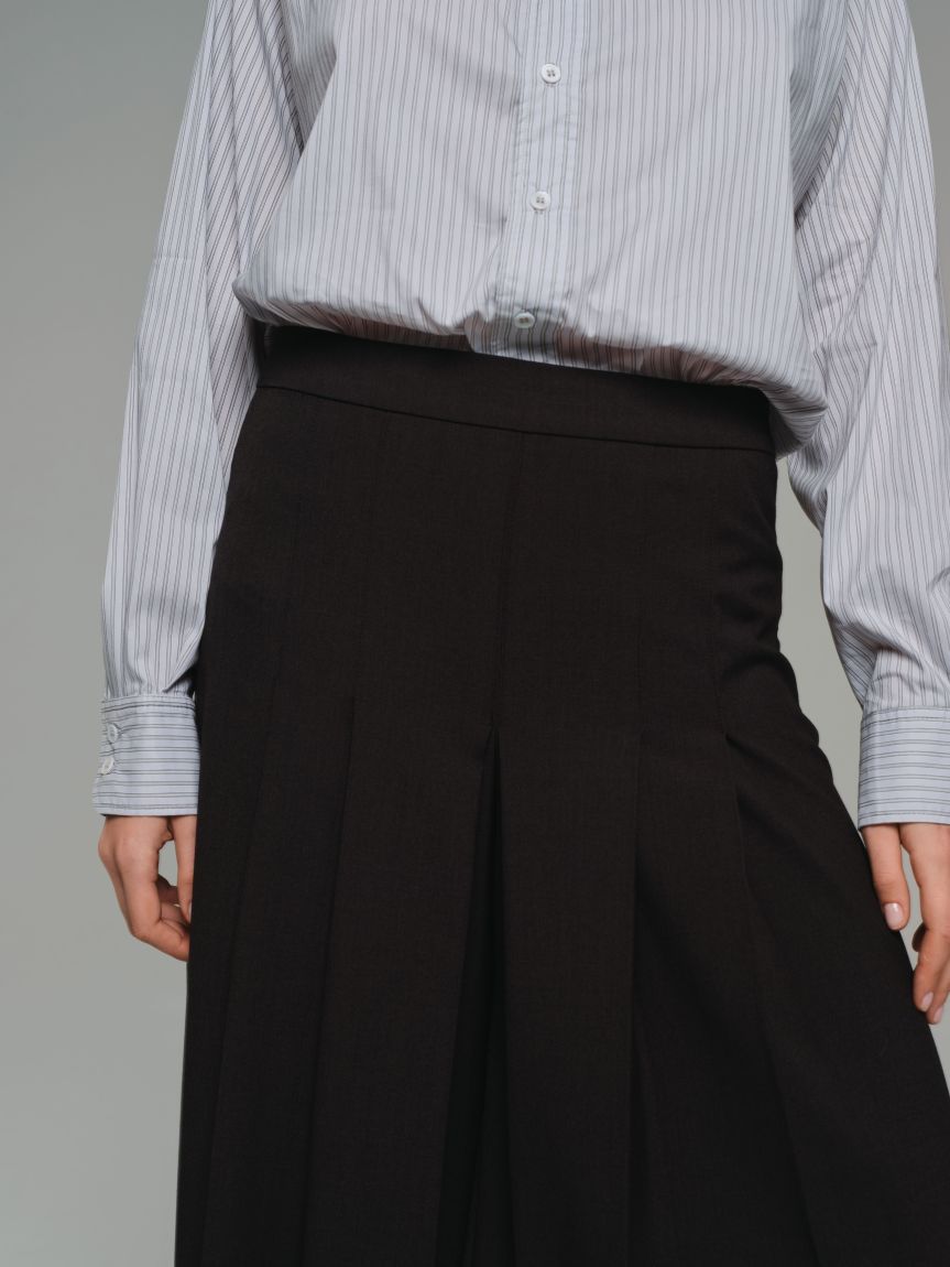 Dark gray culottes with pleats