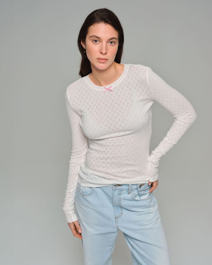 Milk longsleeve made of perforated fabric