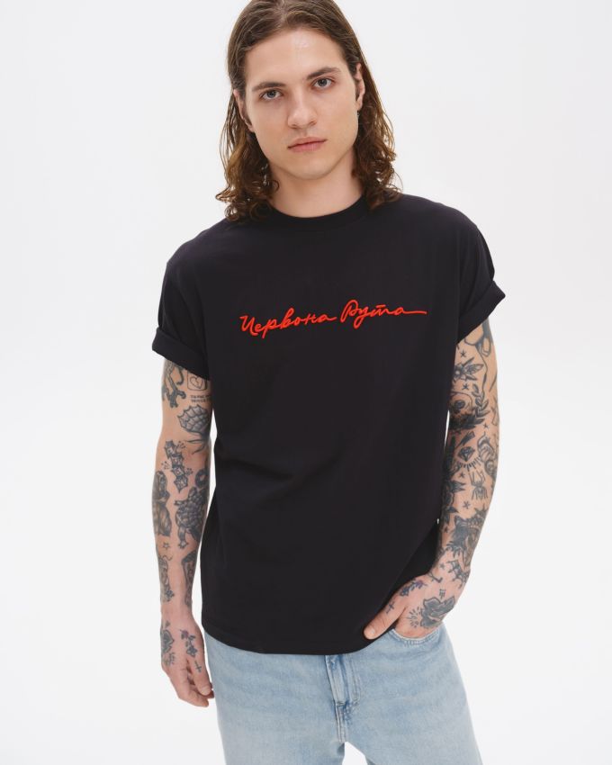Men's black oversized T-shirt with embroidery "Red Ruta"