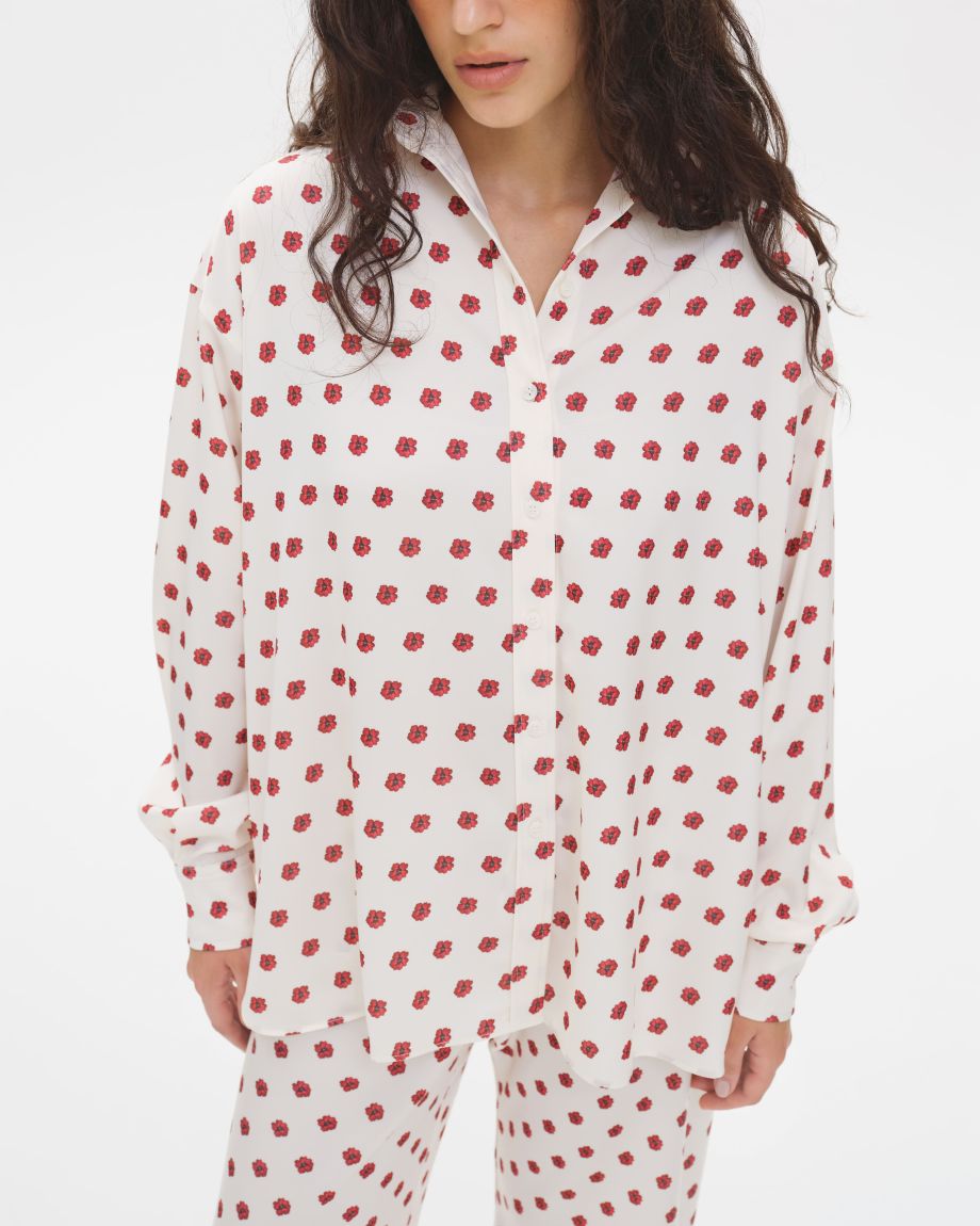 Oversized milk shirt "Red Ruta"