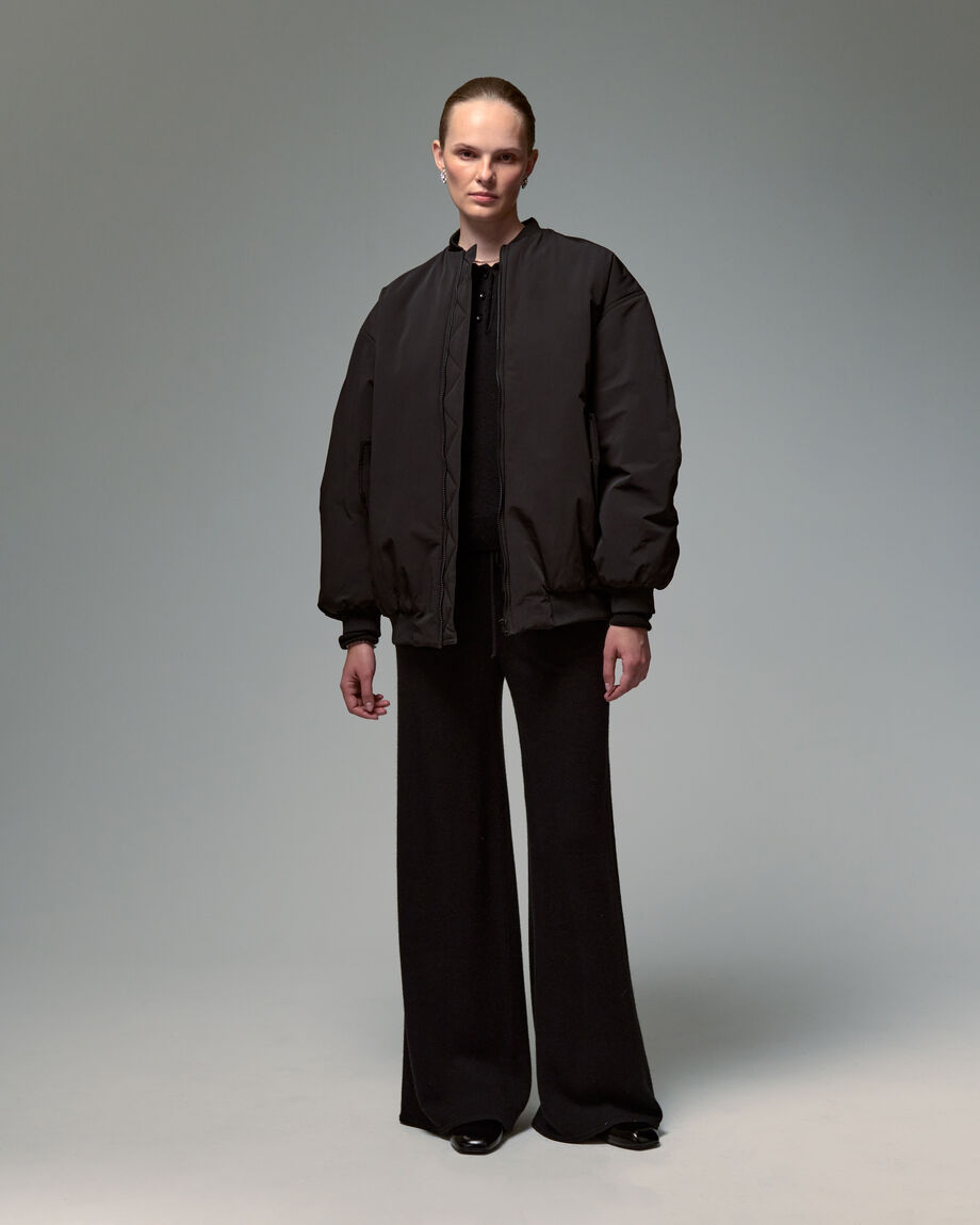 Бомбер чорний oversize